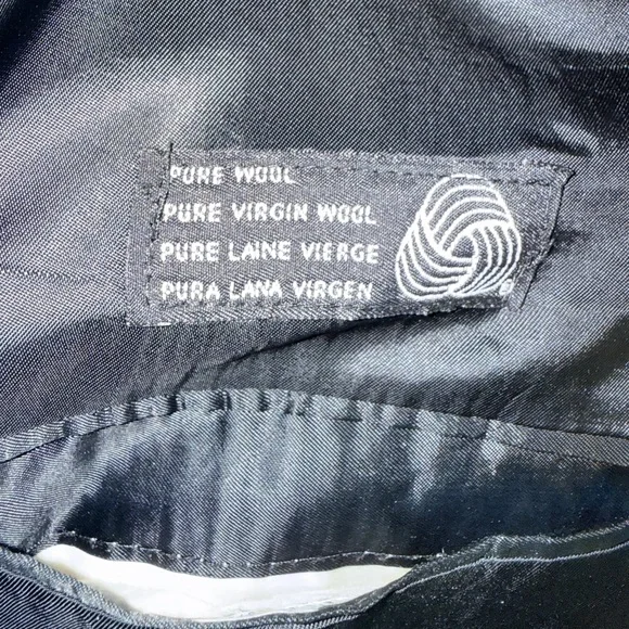 Vintage Cachet Wool Blazer 48R | Double Breasted | Made in Canada | Pure Wool - Picture 9 of 12